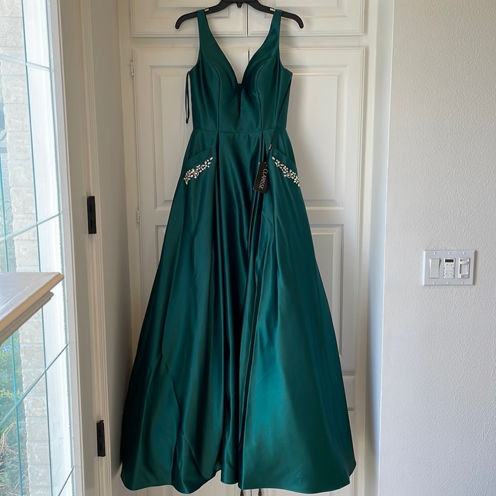 Size 4 Clarisse 3741 v-neck corset lace-up satin prom dress